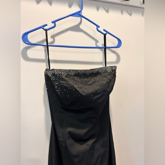 Express Beaded Strapless Formal Gown Black size 3/4 EUC - Picture 8 of 9